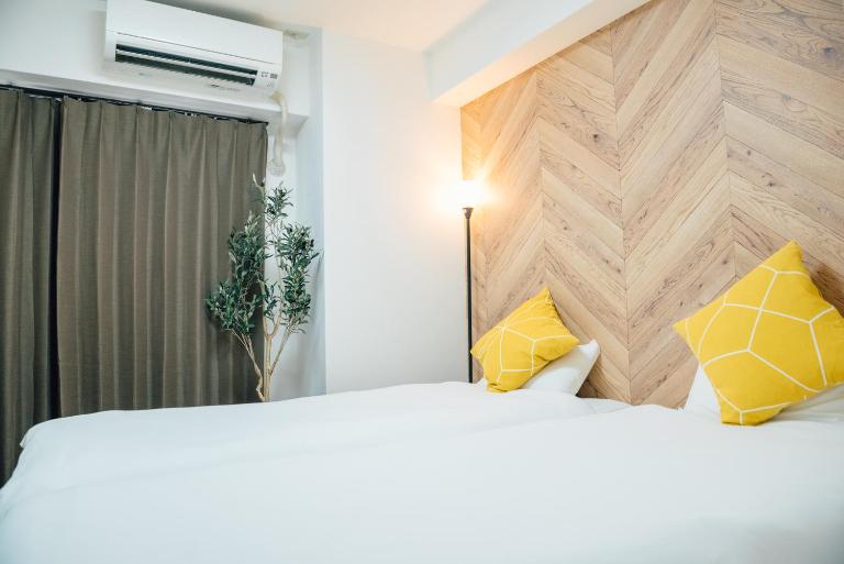 Royal Heights Sakuragawa Condominium - B&B Osaka