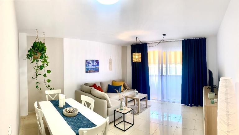 'Your Holiday Home-Los Abrigos-Tenerife' - B&B Los Abrigos