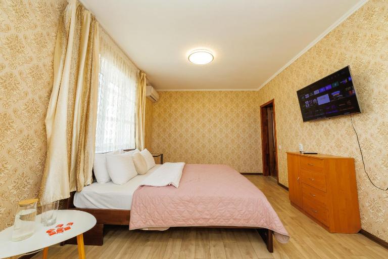 2 кімнатна квартира з 4 окремими ліжками і кондиціонером Документи для відряджень Мережа AlexApartments Безконтактне заселення 24-7 - Ferienwohnung Poltawa