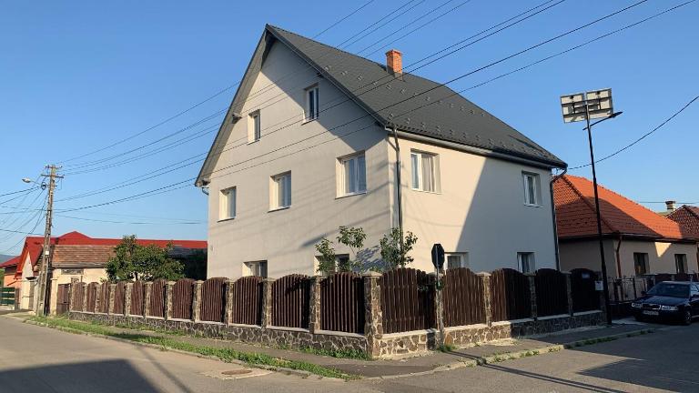 Casa Crisan - Bed and Breakfast Topliţa
