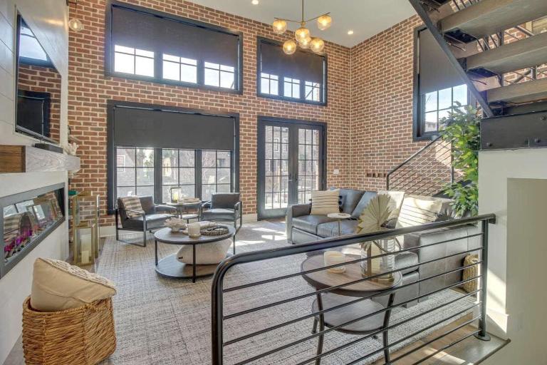 Luxurious Savannah Townhome with River views - Chambres d'hôtes Savannah