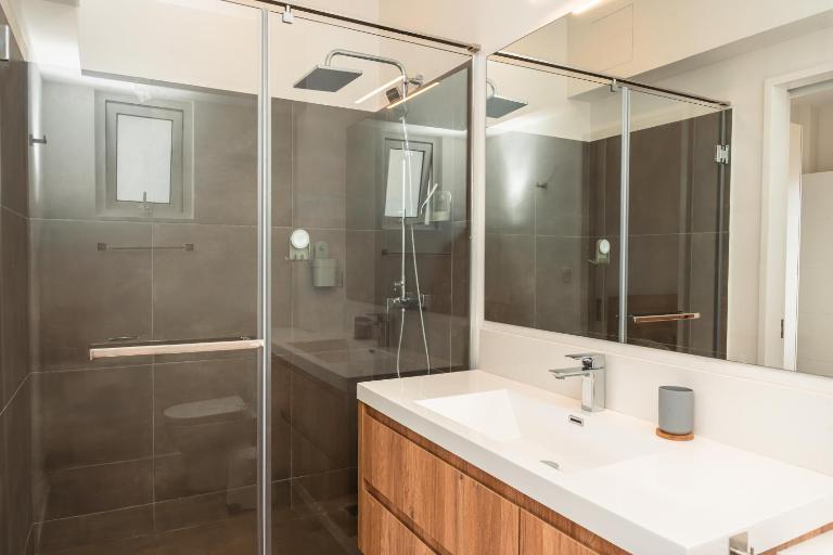 Townhouse moderne avec piscine et jardin - Chambres d'hôtes Camp Malgache