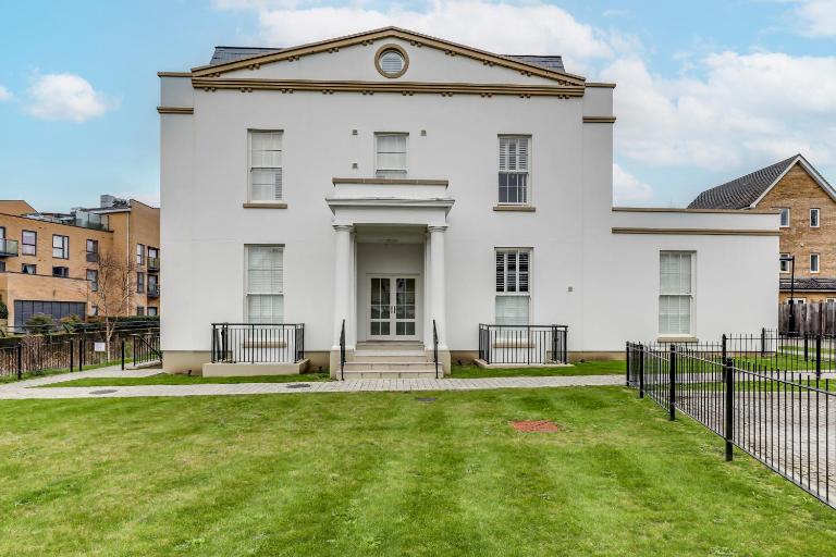 Hertfordshire's Luxury House - B&B Hemel Hempstead