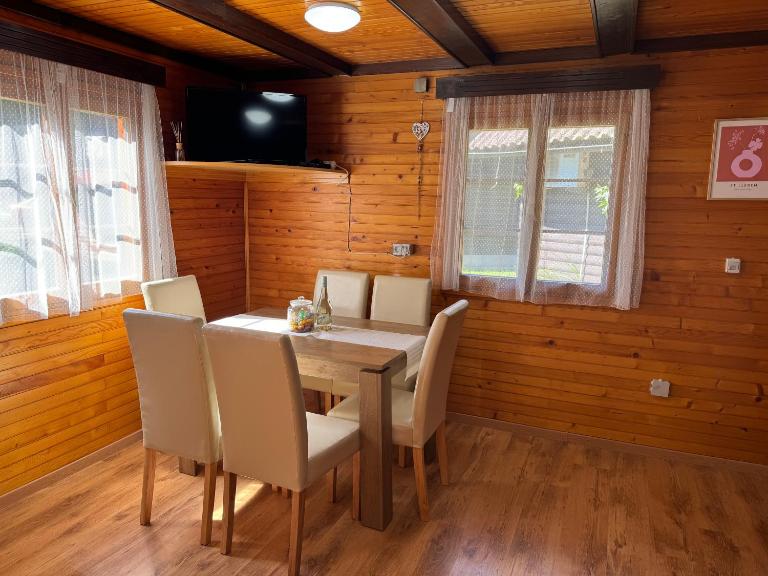 Teddy - B&B Čatež ob Savi