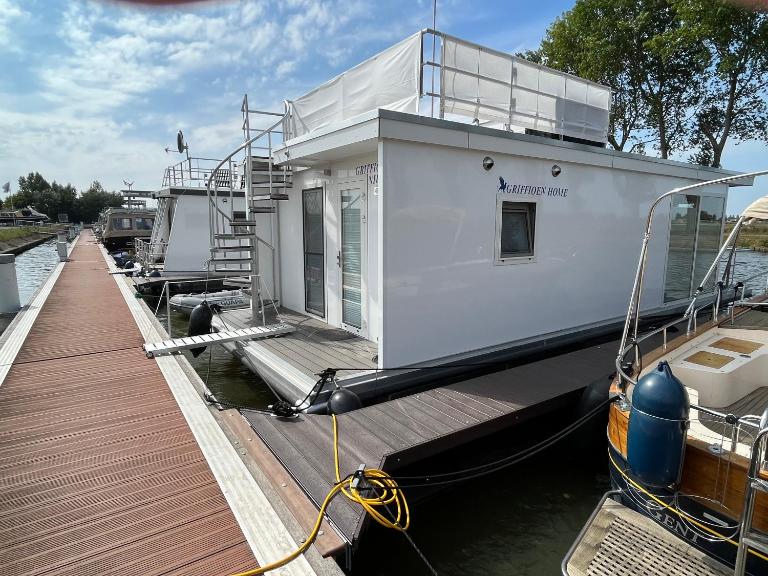 Houseboat Griffioen Home, Nieuwpoort - Bed and Breakfast Nieuwpoort