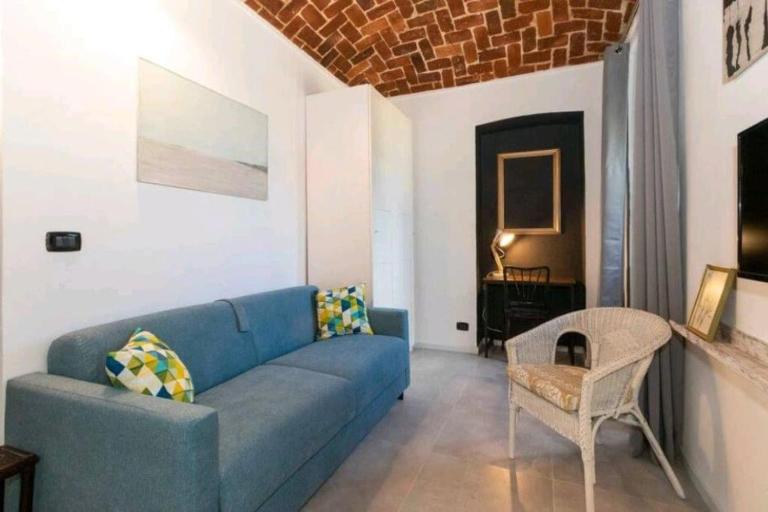 Santa Chiara in Corte - box auto privato - B&B Turín