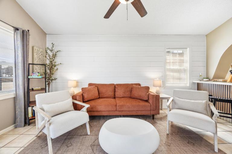 Feel at Home a 3 Minute Walk from the Beach - B&B Myrtle Beach
