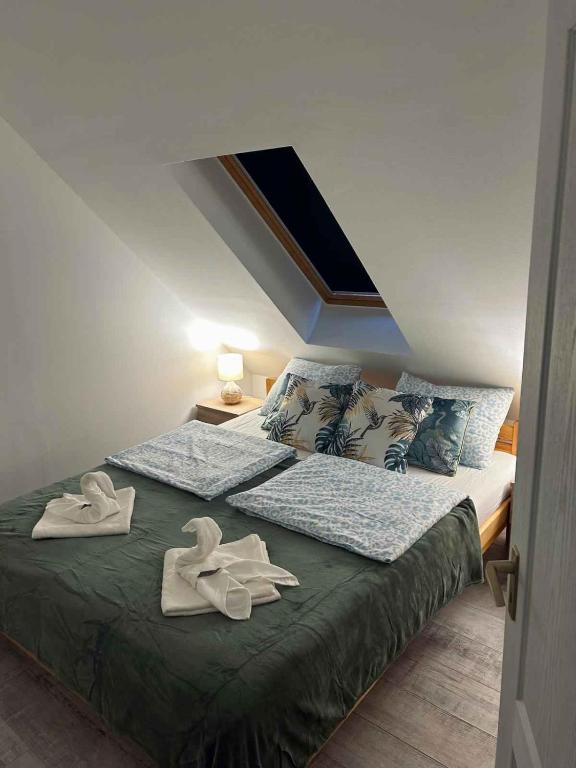 Holiday home in Balatonfenyves 51781 - B&B Balatonfenyves