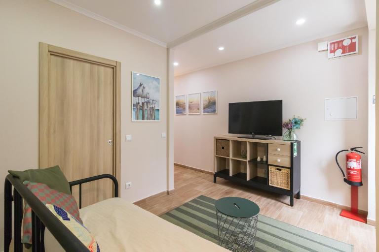 SaltWater Peniche Apartments - B&B Peniche