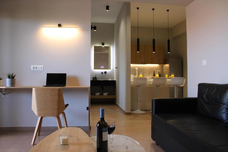Modern Living Kefalonia - B&B Lakíthra