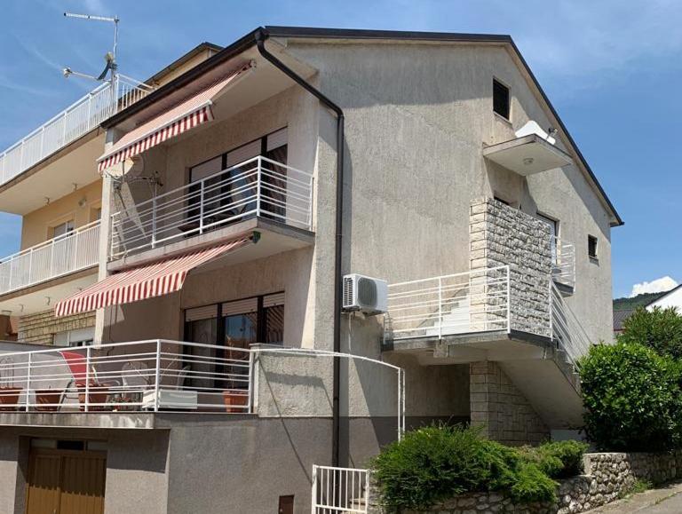 Apartment Zec Natura - Ferienwohnung Selce