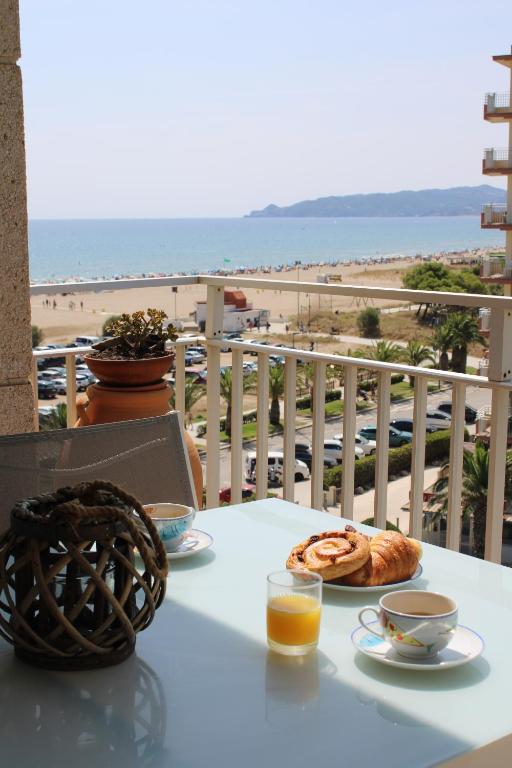 A une minute de la plage! - B&B l'Estartit