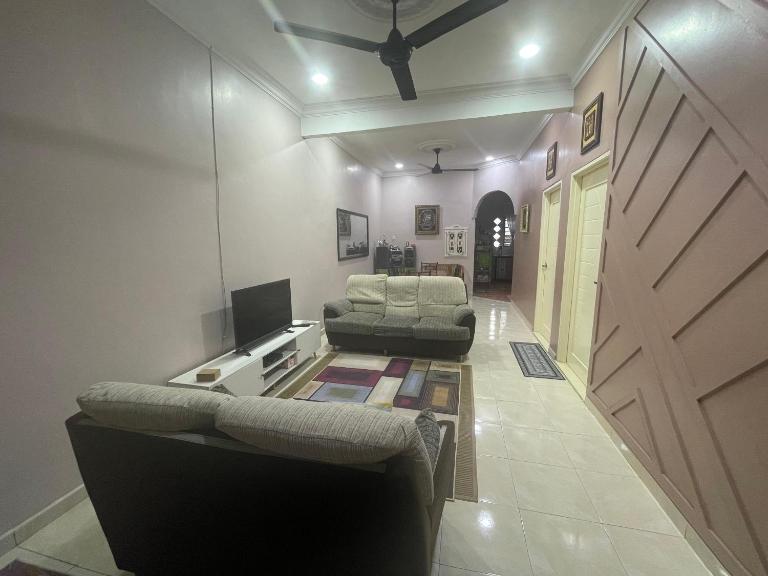 Homestay Abah, Air Mawang, Johol - B&B Johol
