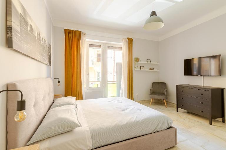 2 Camere Indipendenti, In pieno Centro con Veranda - Chambres d'hôtes Sanremo