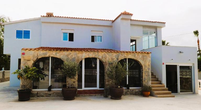 Open and large 1 bed apartment - Bed and Breakfast l'Alfàs del Pi
