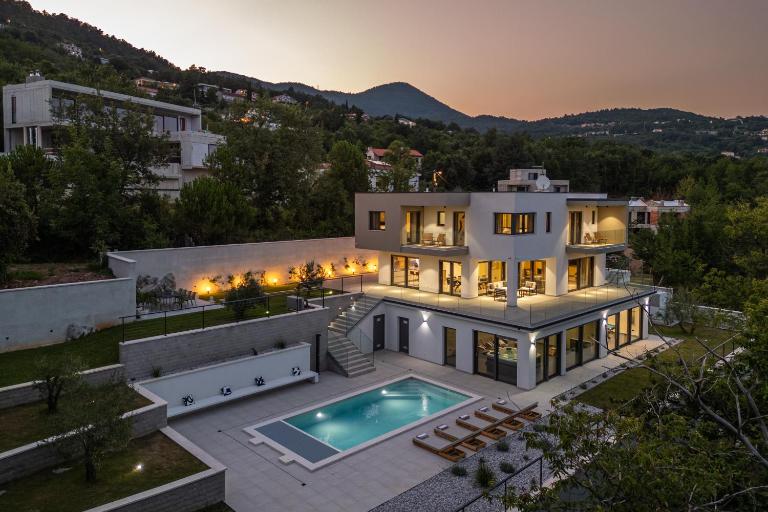 Casa Calme With Spa And Gym - B&B Poljane