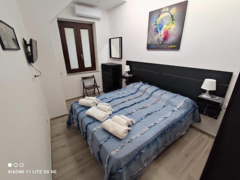 Dalilà Apartment by Casa Azzurra Apartments - Chambres d'hôtes Cefalù