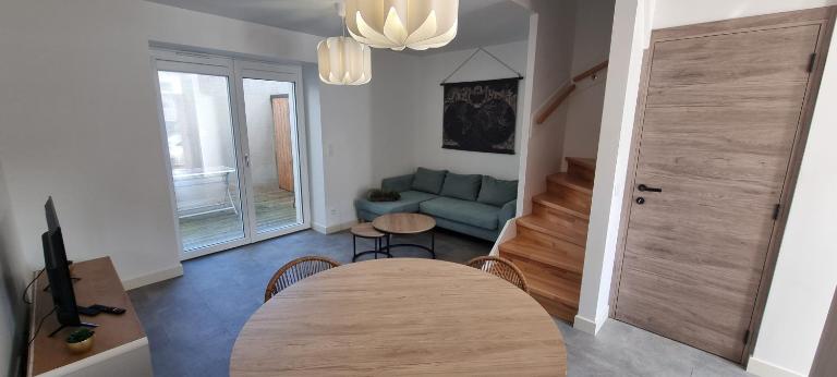 Maison DEOLS centre 41 pour 1 ou 2 personnes - Bed and Breakfast Déols