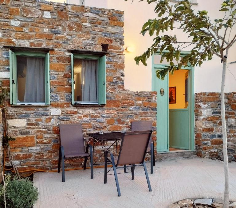 Elva House - Ferienwohnung Pýrgos