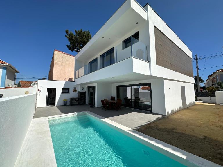 Maison bord mer près de le Lisbonne - B&B Charneca de Caparica