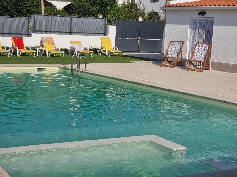 Guest House Azeitão, Wine, Lodge - Ferienwohnung Vila Nogueira