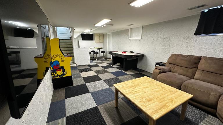 Peoria Bradley Cozy Vacation Large Group Home with Kitchen View - B&B Peoria
