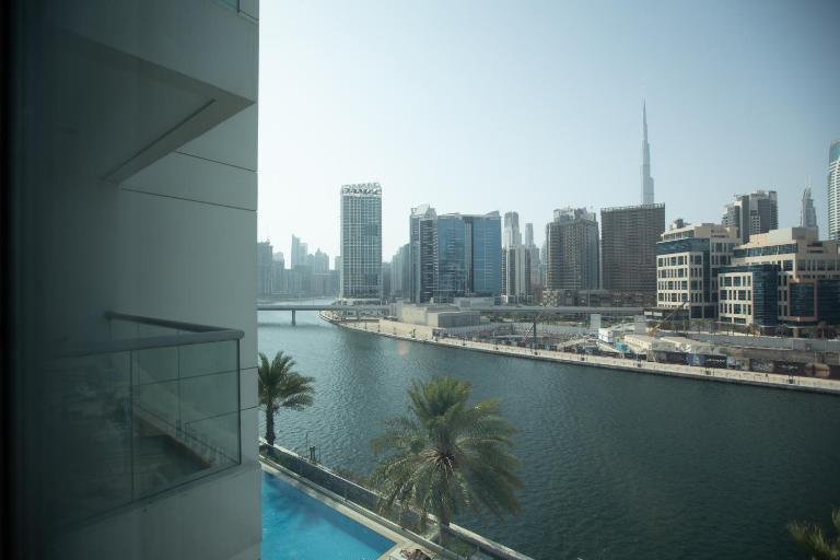 Noma Fairview - Burj Khalifa view stunning apartment in Business Bay - B&B Dubai