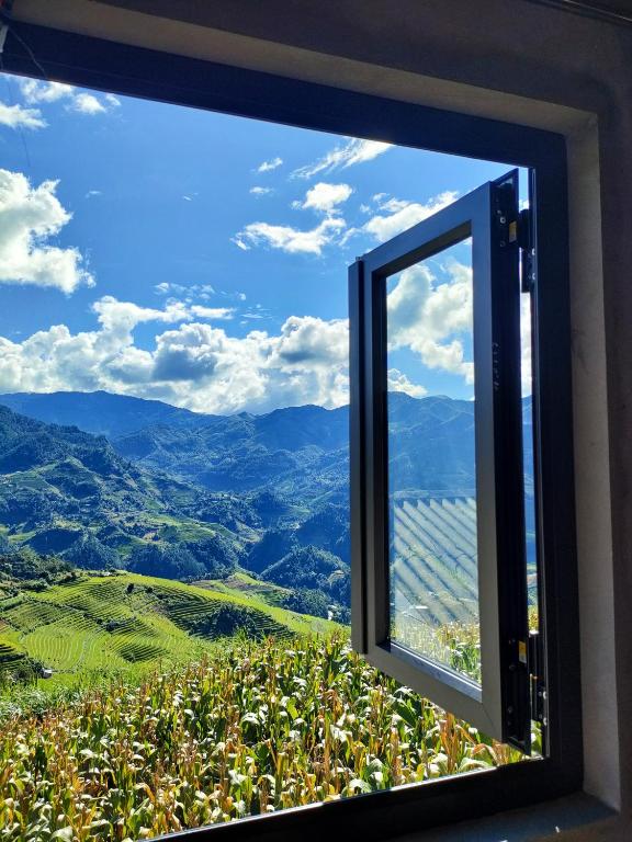 Indigenous homestay - Trek & Local Life - B&B Mù Cang Chải