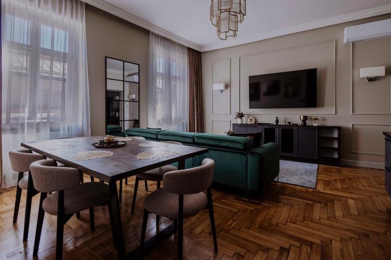 Crown Pearl - wonderful apartment, 110scm, 4 rooms - Ferienwohnung Krakau