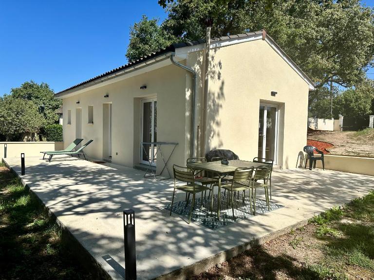 Maison neuve, cadre apaisant,jacuzzi et piscine - Ferienwohnung Planioles