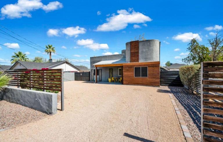 Modern Art House in Midtown, Pet Friendly - Ferienwohnung Phoenix