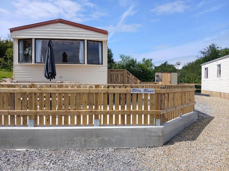 Ella Rose Mobile Home - Chambres d'hôtes Durnesh
