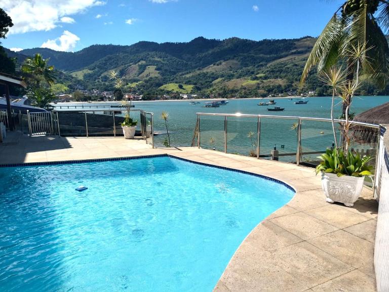 Angra dos Reis Pier600 Casa 2 beira mar - Bed and Breakfast Angra dos Reis