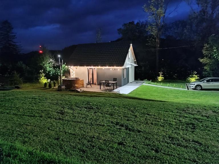 Przystanek Leszczyniec w Sudetach z jacuzzi - za dopłatą - B&B Leszczyniec