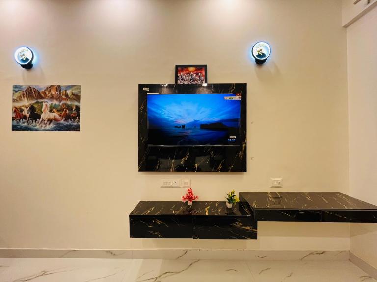 Royal Orbit studio - B&B Ghaziabad