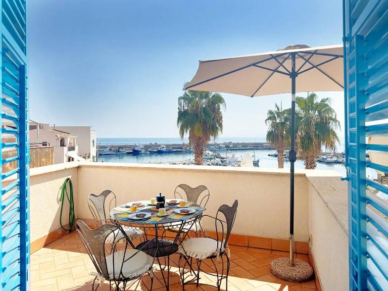 Solemar Sicilia - Casa Eos - Ferienwohnung Porticello