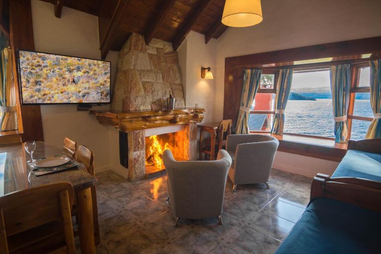 Costa Brava Apart Hotel & Suites - B&B Bariloche