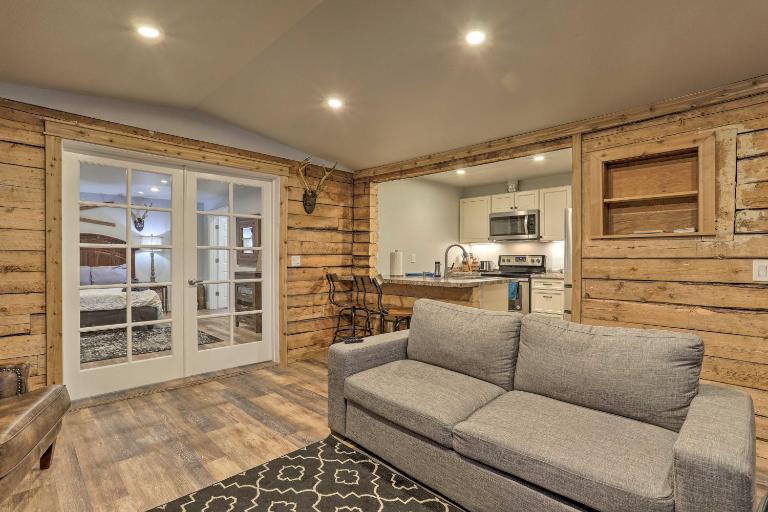 Rustic Anchorage Hideaway: Walk to Coastal Trail! - B&B Anchorage