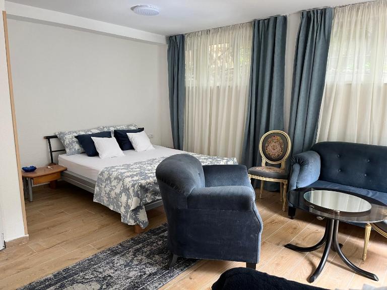 M&M Apartments - B&B Cattaro