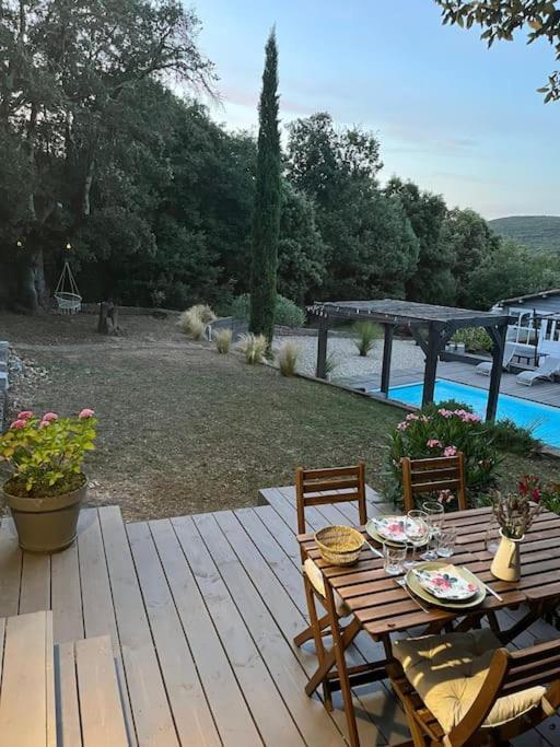 Studio Les Chênes Verts proche Gorges de l'Ardèche - B&B Labastide-de-Virac