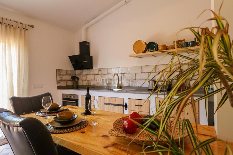 Farm Lodges Olive, Casa Bougainvillea - Ferienwohnung Moncarapacho