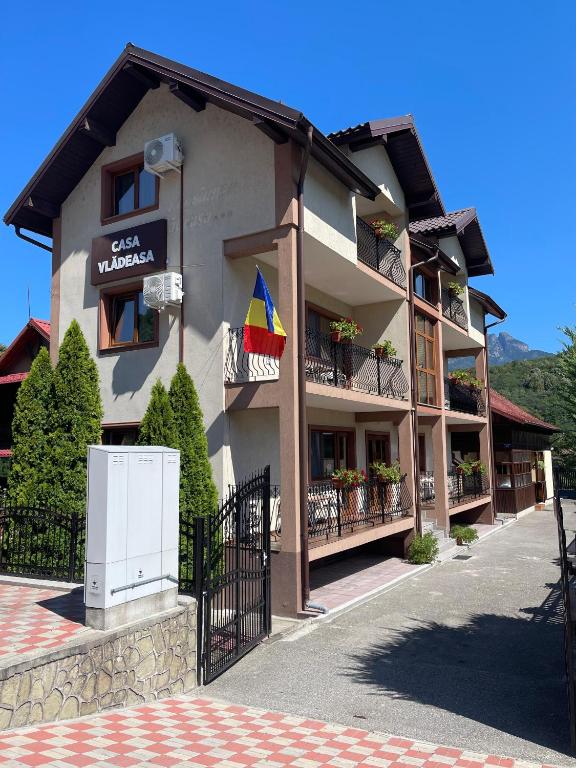 Casa Vladeasa - B&B Cașolț
