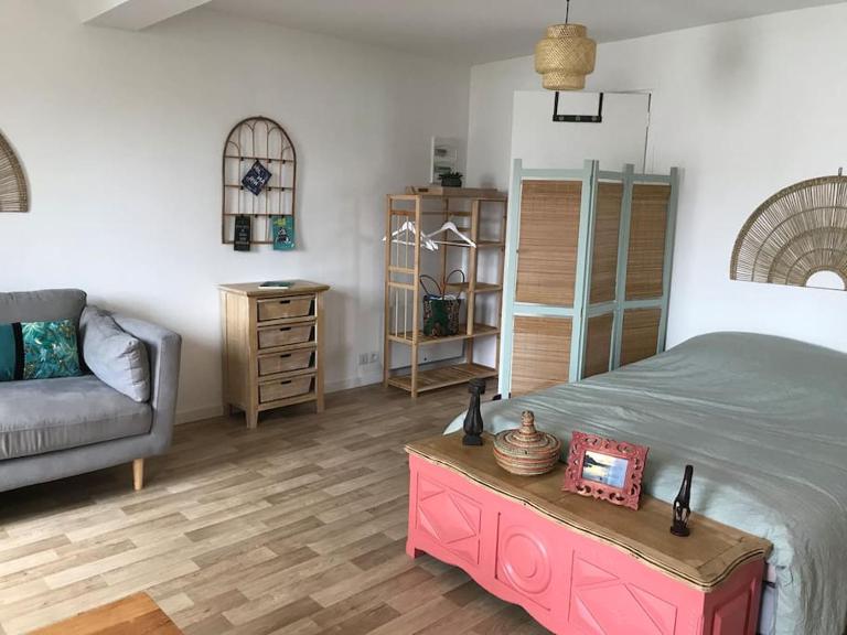 Studio TY ZEN À 50m de la mer , des plages et du GR34 - B&B Saint-Quay-Portrieux
