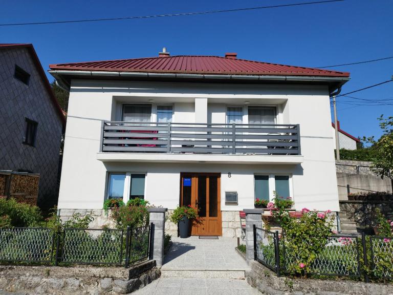 "Cattus" studio apartman - B&B Fužine