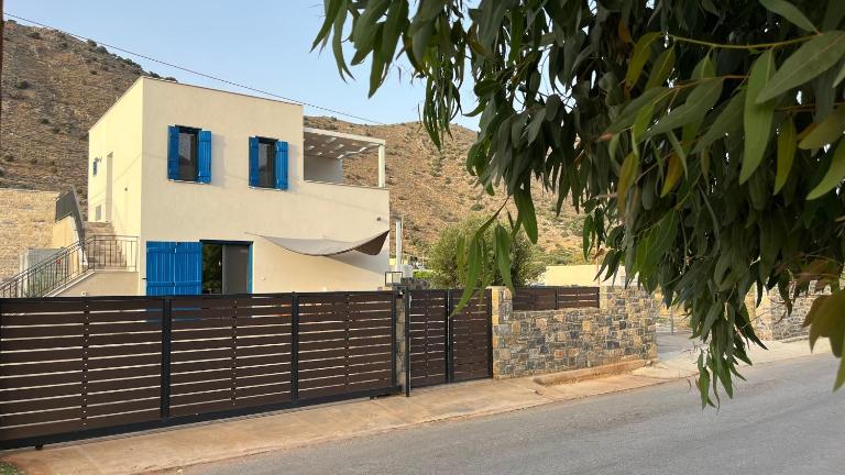 Villa Nicolina - B&B Límnes