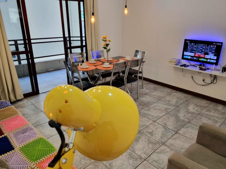 UMA QUADRA E MEIA DO MAR Ar Wifi Smart TV - B&B Itapema