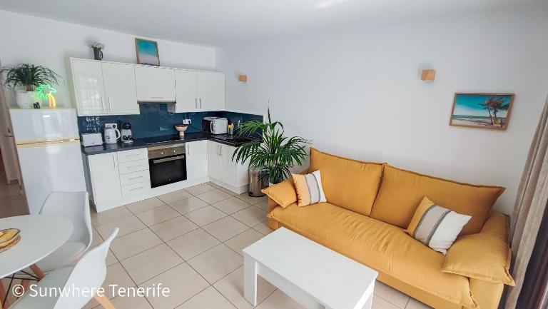 Primavera apartment by the beach Costa Adeje - B&B Adeje