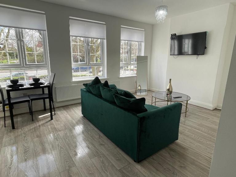 Immaculate 1 bedroom flat in Orpington - Chambres d'hôtes Orpington