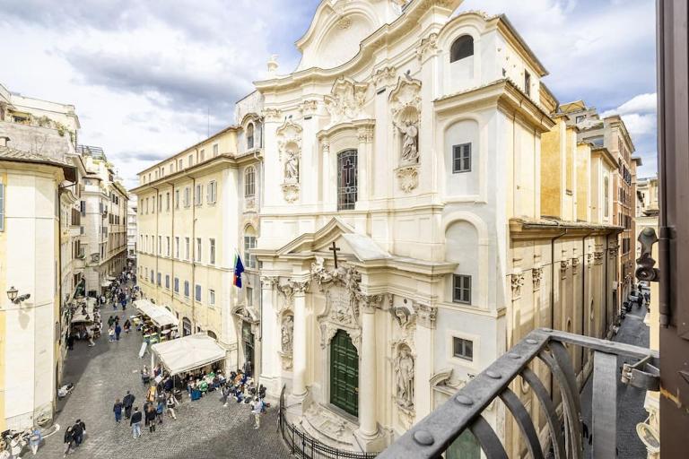 Piazza della Maddalena view - Ferienwohnung Rom