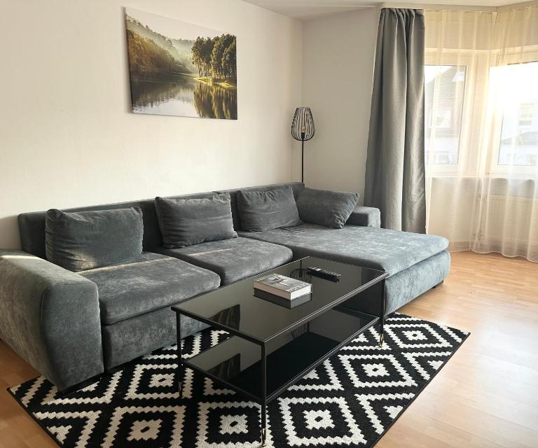 Modern City Apartment Kelkheim - Ferienwohnung Kelkheim